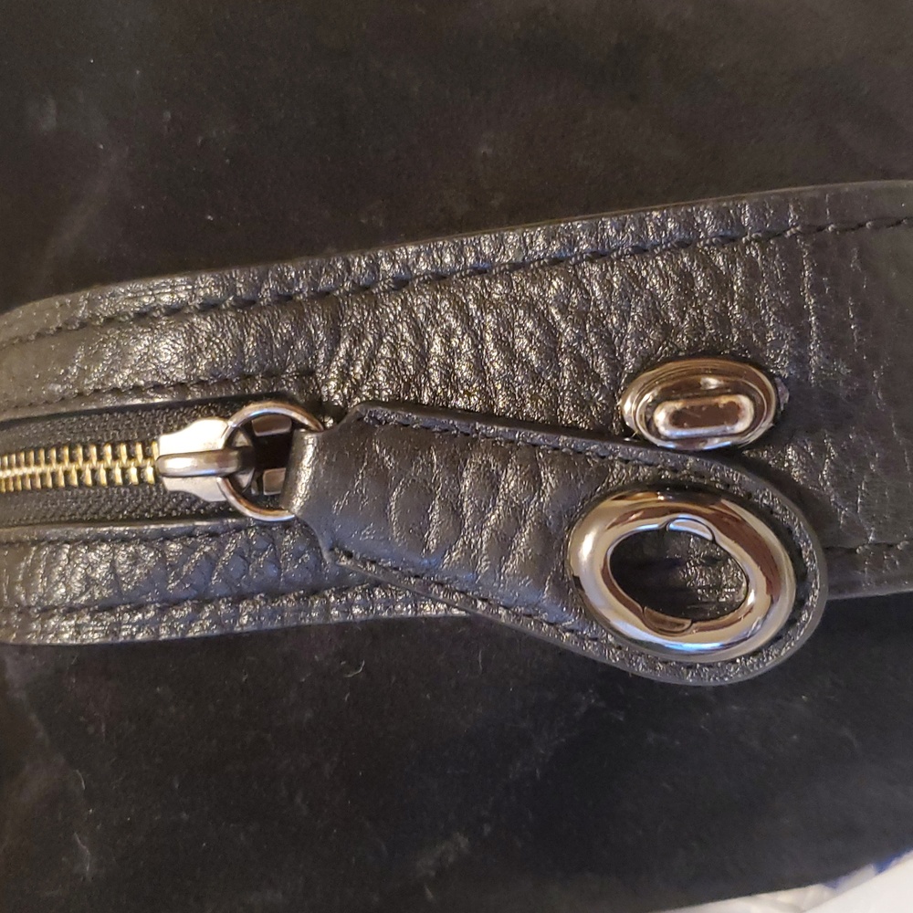 Coach Edie 42 Mixed Leathers Shoulder Bag - Picture 16 of 16